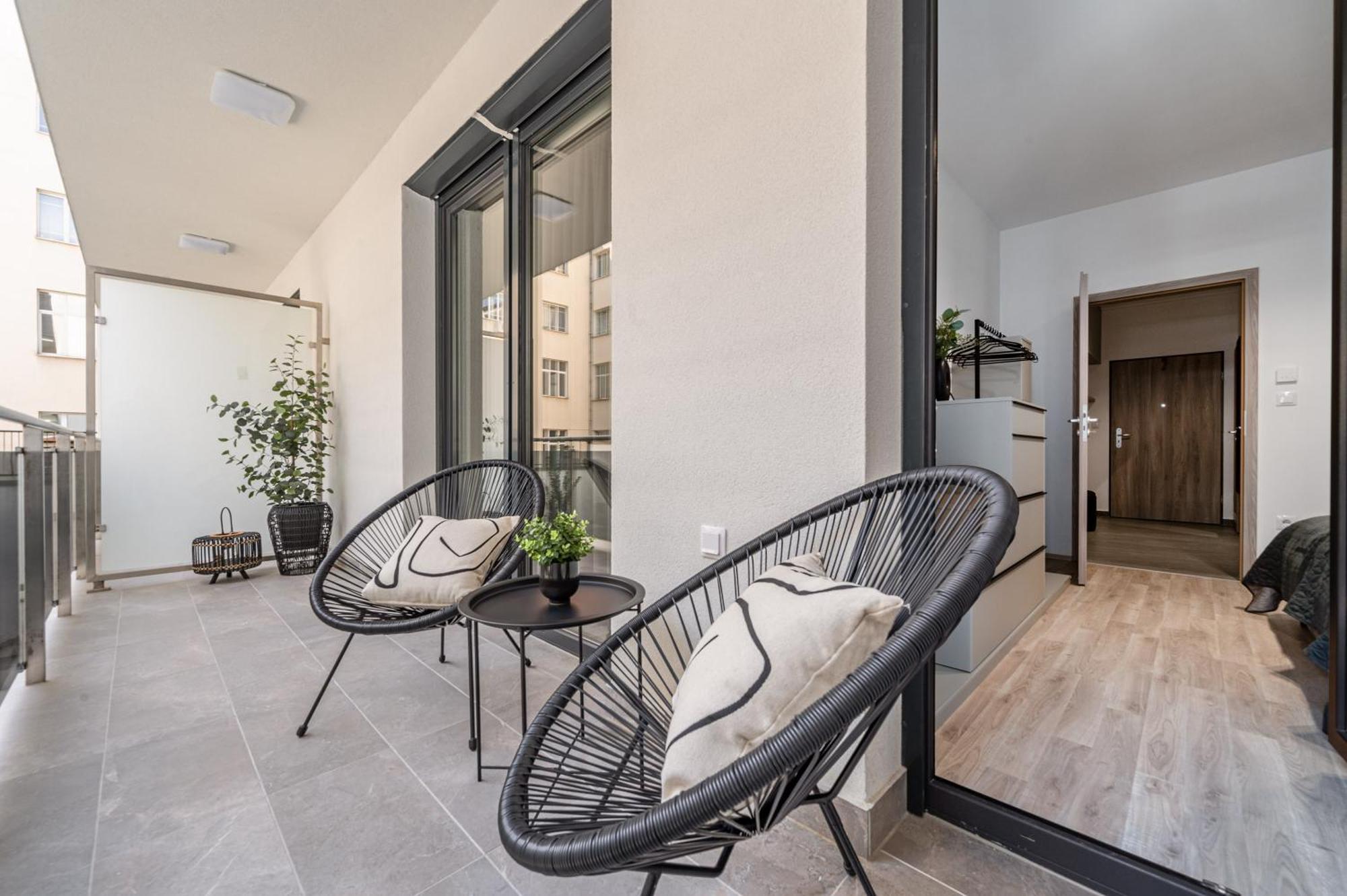 Condo With Balcony @ Downtown Budapesta Exterior foto